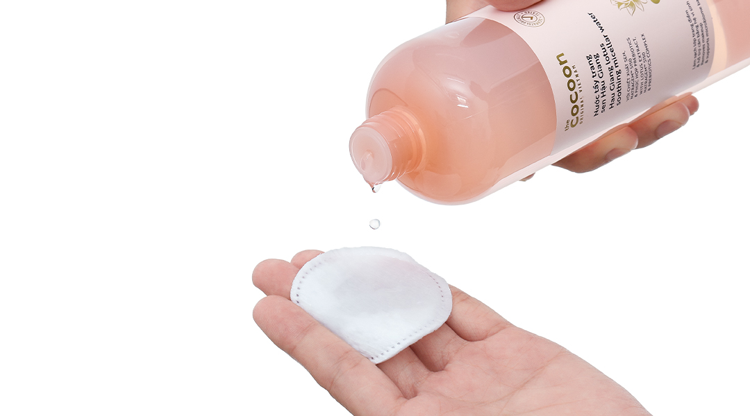 Nước tẩy trang Cocoon Sen Hậu Giang dành cho da nhạy cảm chai 500ml - 10